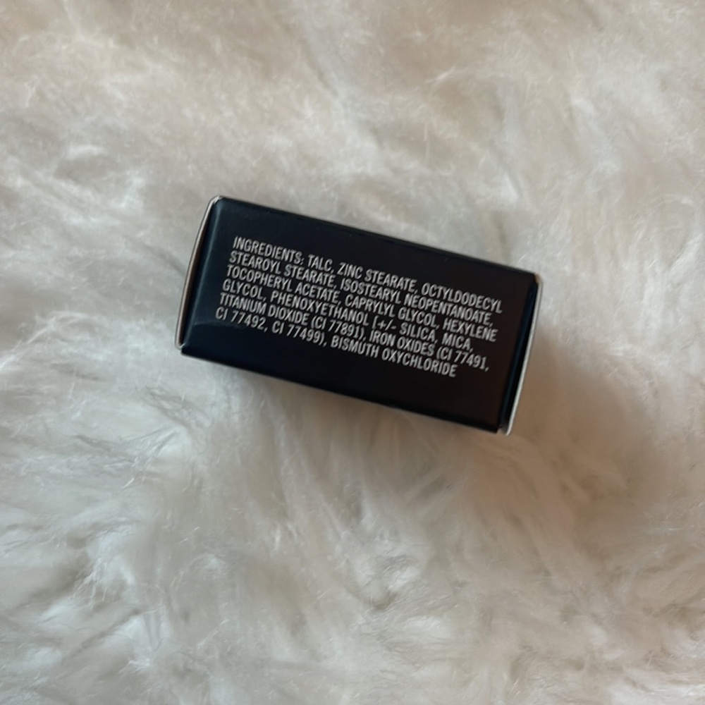 BNIB MAC Cosmetics Omega Matte Eye Shadow! - Picture 8 of 11